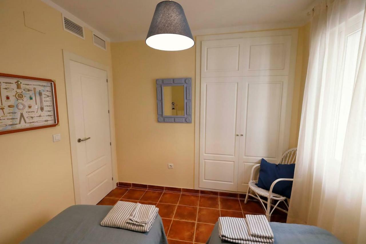 At The Center & Very Close To The Paseo Beach, With Double Garage, Renovated And Fully Equipped Apartment Almuñécar Esterno foto