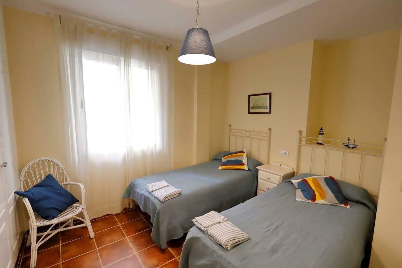 At The Center & Very Close To The Paseo Beach, With Double Garage, Renovated And Fully Equipped Apartment Almuñécar Esterno foto